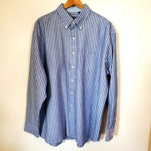 XL Blue Izod Button Down Long-sleeved Shirt